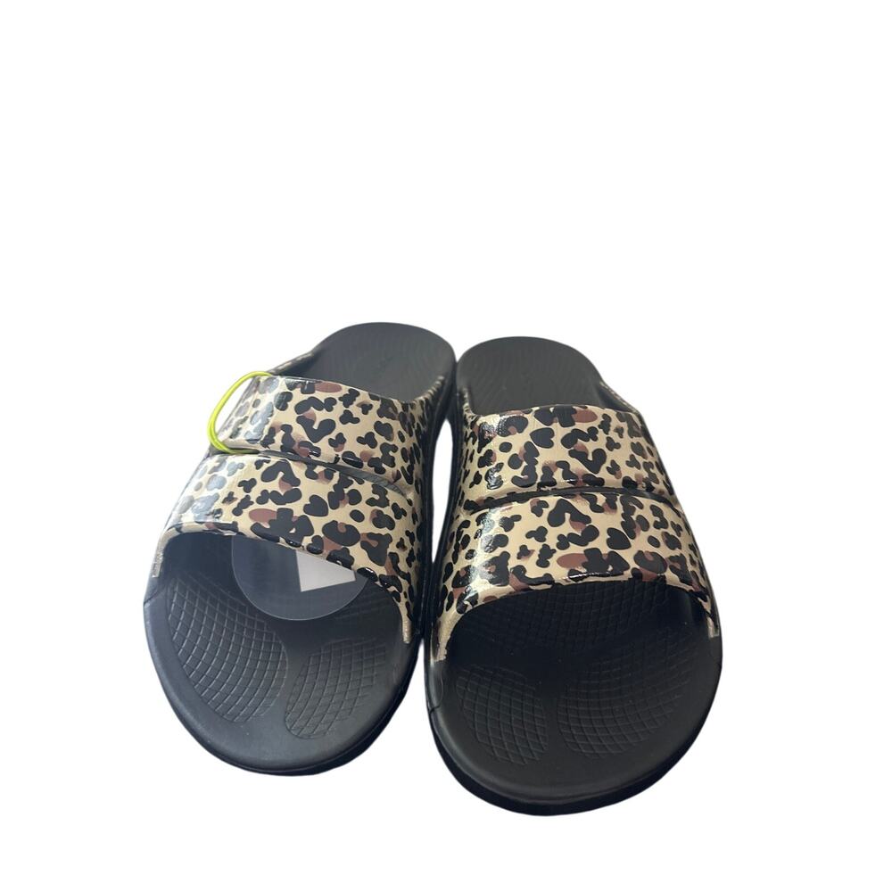 OOFOS OOahh Limited Leopard Print women's slide sandals 10 M - Picture 2 of 5